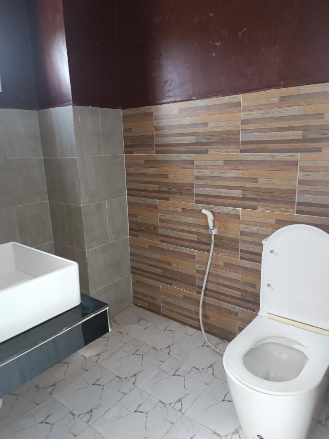 Rooms 101 Kâmpôt Zewnętrze zdjęcie