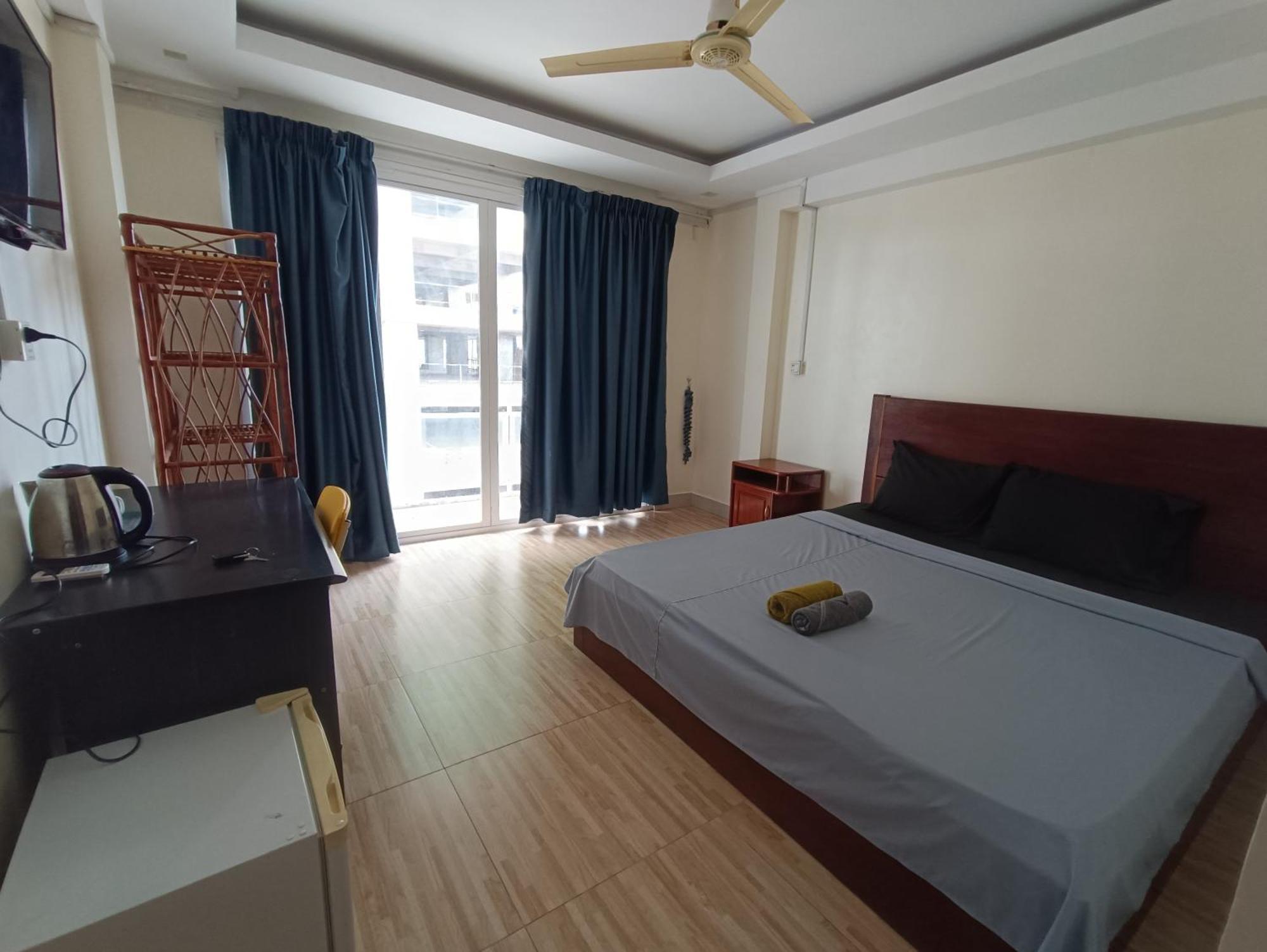 Rooms 101 Kâmpôt Zewnętrze zdjęcie